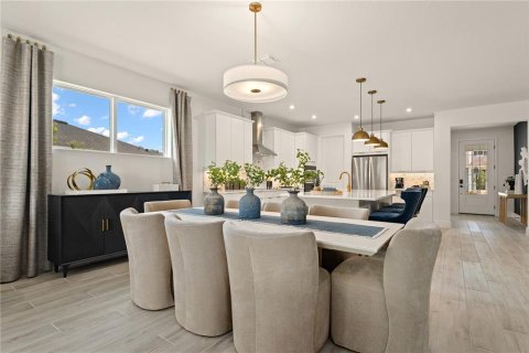 Casa en venta en Orlando, Florida, 4 dormitorios, 286.7 m2 № 1919923 - foto 6