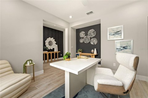 Casa en venta en Orlando, Florida, 4 dormitorios, 286.7 m2 № 1919923 - foto 12