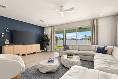 Casa en venta en Orlando, Florida, 4 dormitorios, 286.7 m2 № 1919923 - foto 9