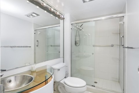 Condominio en venta en Aventura, Florida, 2 dormitorios, 121.98 m2 № 1988397 - foto 15