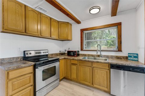 House in New Port Richey, Florida 2 bedrooms, 117.06 sq.m. № 2167269 - photo 18