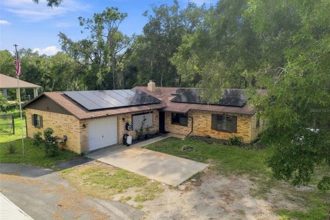 Villa ou maison à Webster, Floride 3 chambres, 165.09 m2 № 2313271