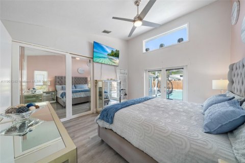 House in Lauderhill, Florida 3 bedrooms, 151.06 sq.m. № 1951671 - photo 13