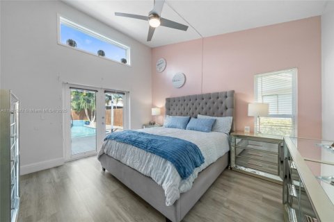 House in Lauderhill, Florida 3 bedrooms, 151.06 sq.m. № 1951671 - photo 12