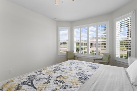 House in Land O' Lakes, Florida 2 bedrooms, 178 sq.m. № 1844268 - photo 26