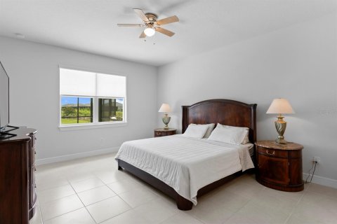 House in Land O' Lakes, Florida 2 bedrooms, 178 sq.m. № 1844268 - photo 18