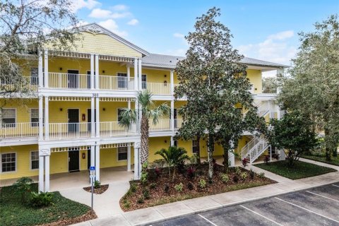 Condo in Davenport, Florida, 2 bedrooms № 2123371 - photo 4
