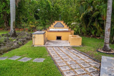 Casa en venta en Miami, Florida, 6 dormitorios, 388.42 m2 № 2062945 - foto 22