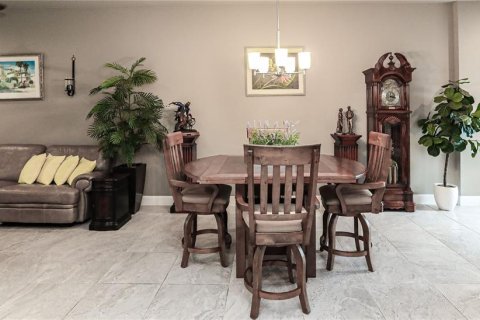 Adosado en venta en Ormond Beach, Florida, 3 dormitorios, 195.19 m2 № 2115312 - foto 15
