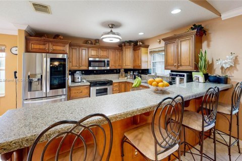 House in Homestead, Florida 4 bedrooms, 211.72 sq.m. № 1832387 - photo 15