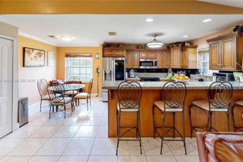 House in Homestead, Florida 4 bedrooms, 211.72 sq.m. № 1832387 - photo 13