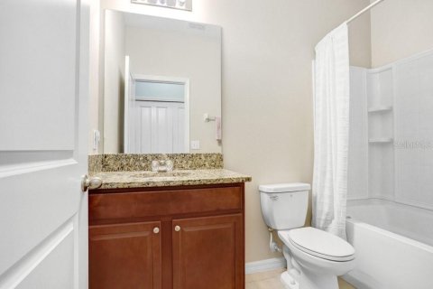 Casa en venta en Zephyrhills, Florida, 4 dormitorios, 212.1 m2 № 1795575 - foto 28