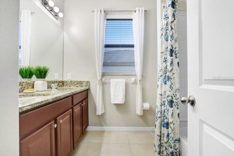 Casa en venta en Zephyrhills, Florida, 4 dormitorios, 212.1 m2 № 1795575 - foto 25