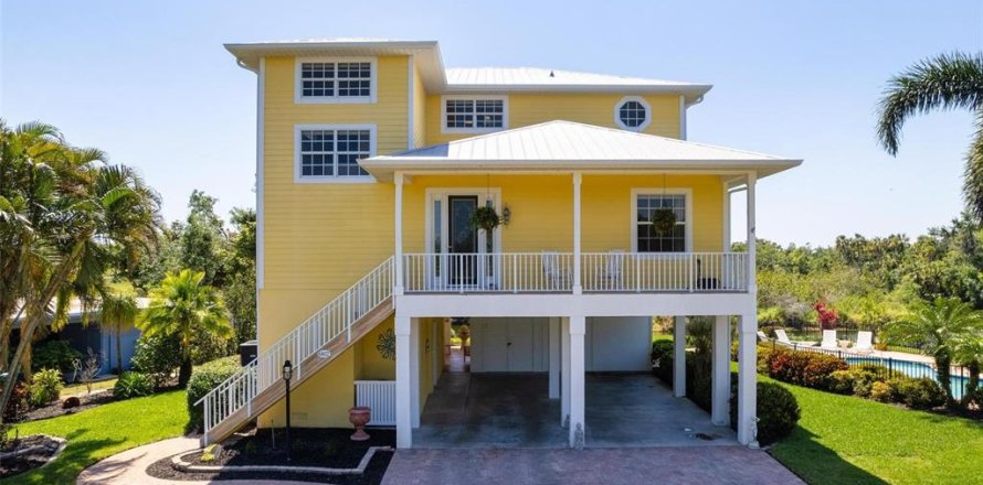 Villa ou maison à Bradenton, Floride 3 chambres, 295.06 m2 № 1643305