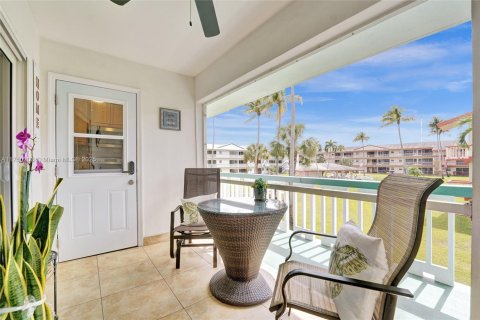 Купить кондоминиум в Холливуд, Флорида 2 спальни, 81.75м2, № 1862458 - фото 13