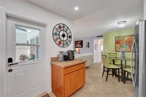 Купить кондоминиум в Холливуд, Флорида 2 спальни, 81.75м2, № 1862458 - фото 23