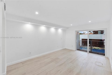 Купить кондоминиум в Майами-Бич, Флорида 1 комната, 57.6м2, № 1997271 - фото 6