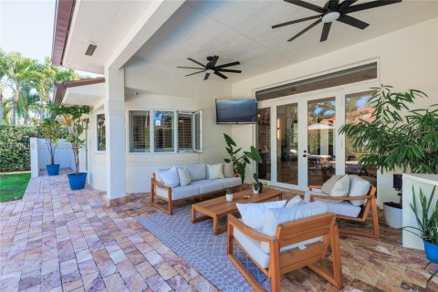 Снять в аренду виллу или дом в Майами-Лейкс, Флорида 4 спальни, 258.83м2, № 2005263 - фото 28