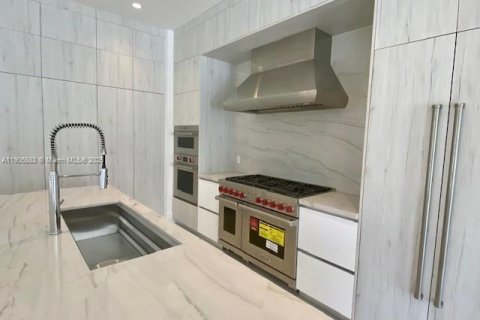 Villa ou maison à vendre à Pinecrest, Floride: 6 chambres, 535.02 m2 № 1963395 - photo 8