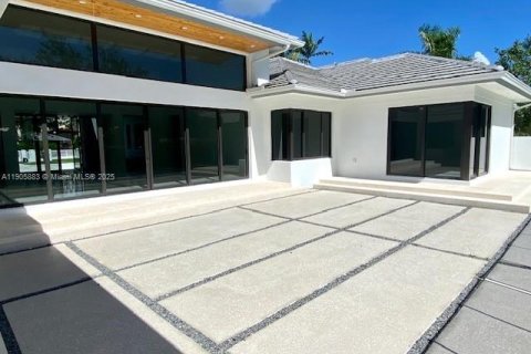 Villa ou maison à vendre à Pinecrest, Floride: 6 chambres, 535.02 m2 № 1963395 - photo 20