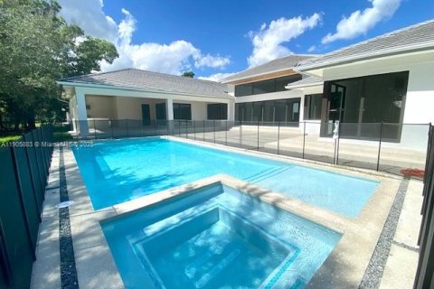 Villa ou maison à vendre à Pinecrest, Floride: 6 chambres, 535.02 m2 № 1963395 - photo 23