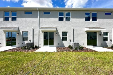 Townhouse in Clermont, Florida 3 bedrooms, 156.91 sq.m. № 2396226 - photo 26