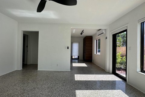 Villa ou maison à louer à Fort Lauderdale, Floride: 1 chambre, 138.52 m2 № 2376547 - photo 13