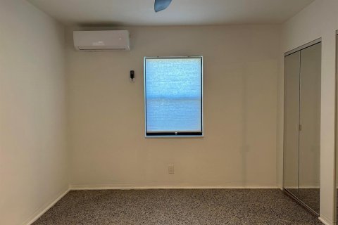 Villa ou maison à louer à Fort Lauderdale, Floride: 1 chambre, 138.52 m2 № 2376547 - photo 7