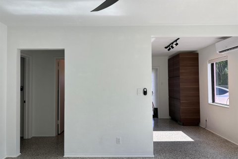 Villa ou maison à louer à Fort Lauderdale, Floride: 1 chambre, 138.52 m2 № 2376547 - photo 14