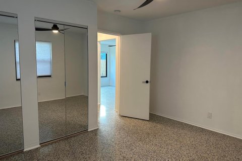 Villa ou maison à louer à Fort Lauderdale, Floride: 1 chambre, 138.52 m2 № 2376547 - photo 6