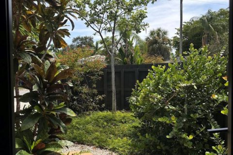 Villa ou maison à louer à Fort Lauderdale, Floride: 1 chambre, 138.52 m2 № 2376547 - photo 3