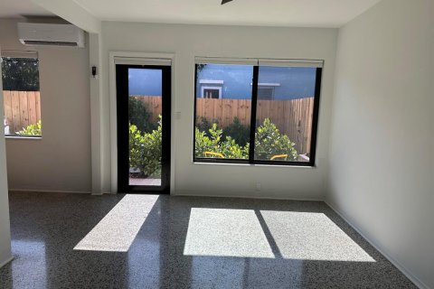 Villa ou maison à louer à Fort Lauderdale, Floride: 1 chambre, 138.52 m2 № 2376547 - photo 15