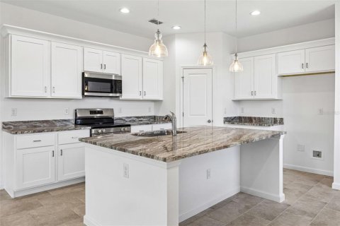Villa ou maison à vendre à Grand Island, Floride: 3 chambres, 163.6 m2 № 2302893 - photo 8
