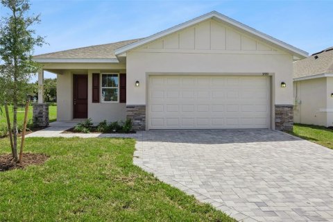 House in Grand Island, Florida 3 bedrooms, 163.6 sq.m. № 2302893