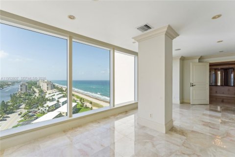 Купить кондоминиум в Хиллсборо-Бич, Флорида 5 спален, 501.67м2, № 2007828 - фото 13