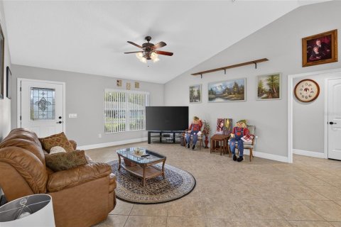 Villa ou maison à vendre à Summerfield, Floride: 3 chambres, 147.25 m2 № 2421979 - photo 12