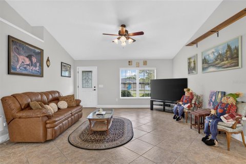 Villa ou maison à vendre à Summerfield, Floride: 3 chambres, 147.25 m2 № 2421979 - photo 11