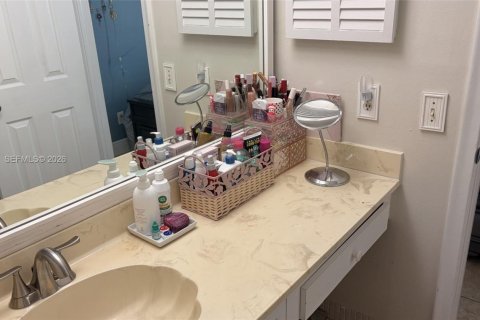 Touwnhouse à vendre à Pembroke Pines, Floride: 2 chambres, 96.62 m2 № 2257470 - photo 12