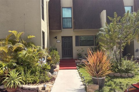 Touwnhouse à Pembroke Pines, Floride 2 chambres, 96.62 m2 № 2257470