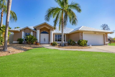 Casa en venta en Port Charlotte, Florida, 3 dormitorios, 173.91 m2 № 2212421 - foto 9