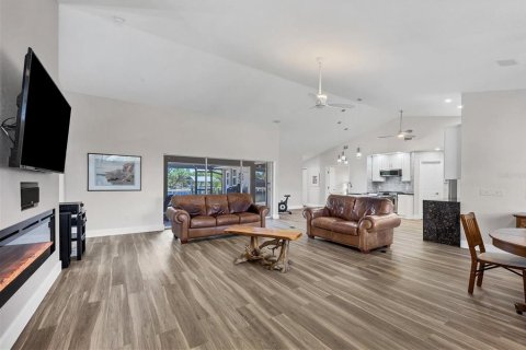 Casa en venta en Port Charlotte, Florida, 3 dormitorios, 173.91 m2 № 2212421 - foto 11