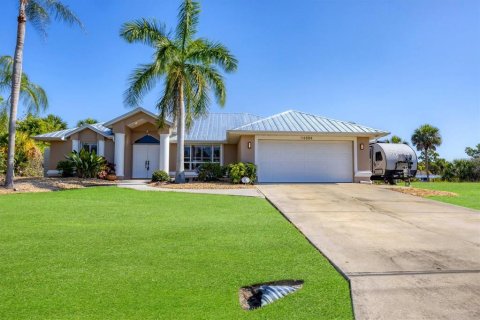 Casa en venta en Port Charlotte, Florida, 3 dormitorios, 173.91 m2 № 2212421 - foto 8