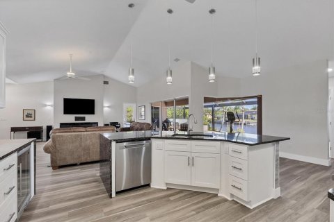 Casa en venta en Port Charlotte, Florida, 3 dormitorios, 173.91 m2 № 2212421 - foto 20