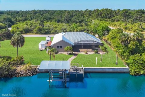 Villa ou maison à Port Charlotte, Floride 3 chambres, 173.91 m2 № 2212421