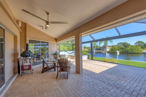 Casa en venta en Port Charlotte, Florida, 3 dormitorios, 173.91 m2 № 2212421 - foto 30