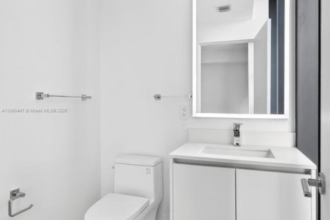 Condo in Miami, Florida, 4 bedrooms  № 1921904 - photo 20