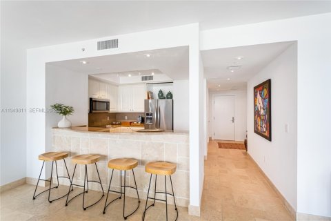 Снять в аренду кондоминиум в Майами, Флорида 3 спальни, 196.4м2, № 2005556 - фото 8