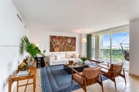 Снять в аренду кондоминиум в Майами, Флорида 3 спальни, 196.4м2, № 2005556 - фото 10