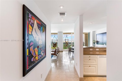 Снять в аренду кондоминиум в Майами, Флорида 3 спальни, 196.4м2, № 2005556 - фото 5