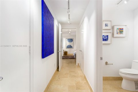 Снять в аренду кондоминиум в Майами, Флорида 3 спальни, 196.4м2, № 2005556 - фото 3